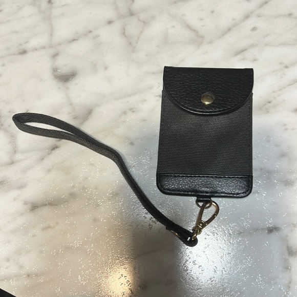 Black Phone Wallet Wristlet NEW - Picture 1 of 5